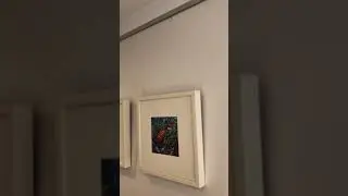 What parts make a Gallery Hanging System?