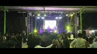 El Dany y sus teclados con audio video e iluminaci&oacute;n APOLO 2000