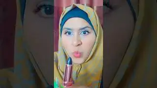 Trying Aloe Color changing Lipstick 😀🤯 #shorts #makeuphacks