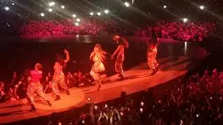 Sweetener World Tour in Vienna: Ariana Grande performing Side To Side | Olga Todorovic