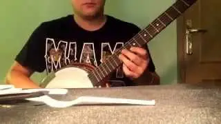 Света играет на банжо Muse - Panic Station