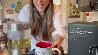 Viant&eacute; Electric Kettle Review &ndash; The Best Tea Maker? 🤔