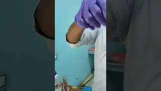 the colour🌈  change of acid after adding universal indicator to solution of acid (HCl)