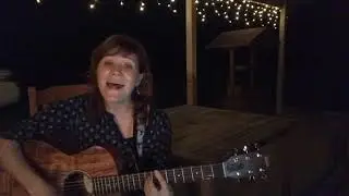 Caught in the crowd (Kate Miller-Heidke) - cover by Innessa