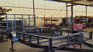Traila 77x14 ángulo 2×2 en 3/16 con medidas cortada y soldada