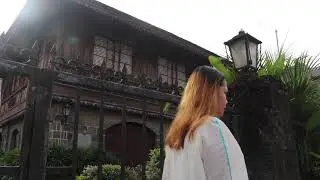 Leonor Rivera going out of their house