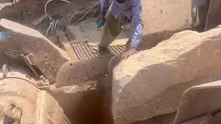 Jaw-Dropping Stone Crushing:Heavy Duty Machinery