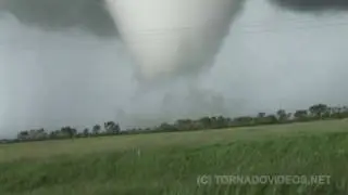 Beautiful Manitoba F3 Tornado Is a Behemoth l 6/23/2007 (HD)