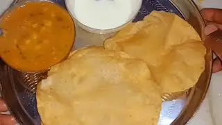 हलवाई जैसी पूरी-छोले घर पर ही सुबह का सबसे बेस्ट नाश्ता फूली फूली पूरी मसालेदार छोले 