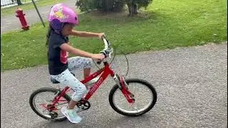 Isabella en Canad&aacute; en la velo 