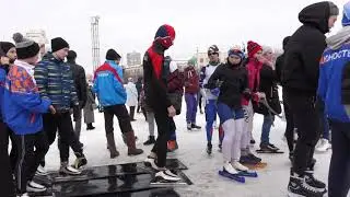 01429 БЕСПОДОБНЫЙ ХИТРЫЙ ПУПС   К НАМ ПРИПРЫГАЛ ИЗ УРГУПС   НА ЛЕД НАДЕЖДЫ НАШЕЙ   НО ЧАЙ СИЛЬНО В Г