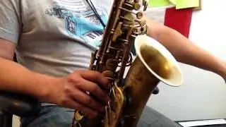 Tutorial de Sax La Gallinita Fito Olivares