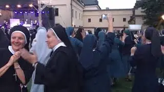 Nuns dancing to Fossora by Bj&ouml;rk