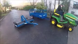 Murray Bros  Christmas 2017 hydraulic Watson roller and feeding trailer