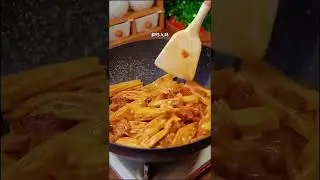 Fried meat with dried bean curd