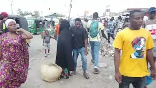 LIKONI a Town ACROSS the City??¿LIKONI un pueblo al otro lado de la ciudad?//The Foot Steps