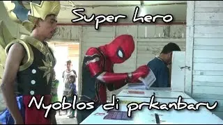 super hero ikut nyoblos di tps 01 kecamatan tenayan raya, pekanbaru, riau