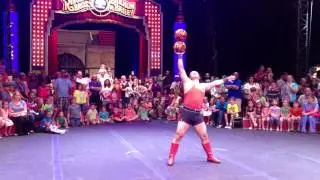 Juggling Bowling balls in Preshow