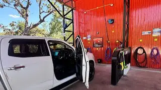 Sawang Daen Din Coin-Operated Car Wash