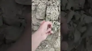 clay mountain #mukbang #asmrsounds #multani mitti #eatingclay