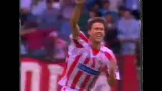 Игорь Ледяхов. Гол Барселоне за Спортинг Хихон (1994)