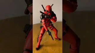 MARVEL LEGENDS DEADPOOL FIGURE #marvel #marvellegends #deadpool #shorts #fyp #actionfigures #toys