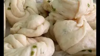 葱油花卷 - Congyou Huajuan - Chinese Scallion Bun