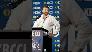 Речи мэра Гленна Уилсона и директора Луи Кампореале на форуме «Что происходит в будущем?» в 2025 ...