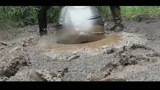 w19 Rubber riding boots sinking in quickmud.