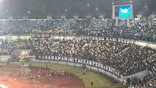 Satu bendera kita mendukung mu persib bandung 