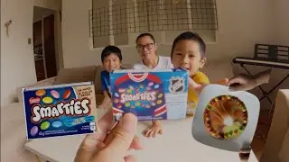 Smarties Color Circle Magic: Jero & Seiije Sort, Count & Splash! 🌈 | Kids Experiment