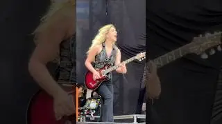 The Warning - Dany Z Solo - at the Allianz Parque, Sao Paulo Brasil, March 8, 2025