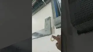 Cable cover on Cable tray