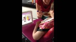 Marilou Wiertz 7 kiest met spraakcomputer na 5 maanden!