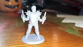 Hero Forge: 3D print custom made of me (combi101)