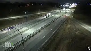 El impresionante aterrizaje de emergencia de un avi&oacute;n en una autopista de Estados Unidos