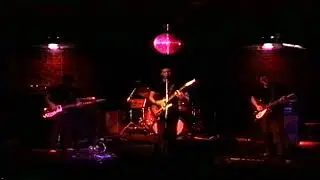 The Autumns: Eskimo Swim (LIVE) October 21, 1997 at Club Cocodrie, San Francisco, CA, USA