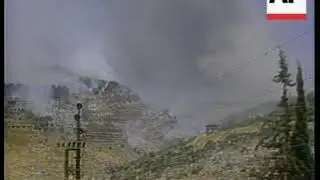 LEBANON: Israeli warplanes attack