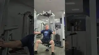 I'm an average 58 yr old man & my buddy said no Way I was doin 230lbs 🤣