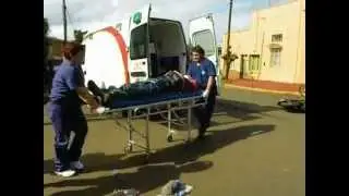 Tras protagonizar accidente, intent&oacute; darse a la fuga