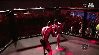Jay Ellis vs. Rodrigo Almeida