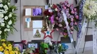 Marilyn Monroe - Her Crypt 53 Years Later