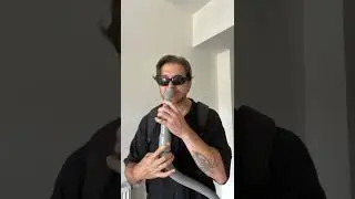 Elektronik sigara kullanan adam motivasyonu