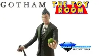 Diamond Select Gotham The Penguin Figure Review