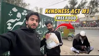 Free Food to a stranger 😍 Kindness Act
