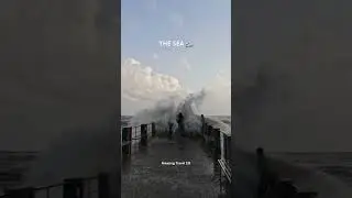 MANDVI BEACH 🏝️🌊#beach #beautiful #sea #monsoon #raindays #explore #ratnagiri #travel #vlog #viral