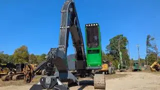 2021 Deere 2156G