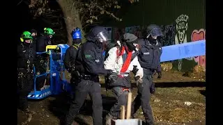 German police continue to evict climate activists from Luetzerath