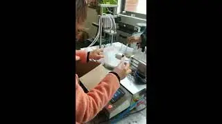 Card Bottle Filling Machine