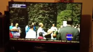 President Obama shooting hoops